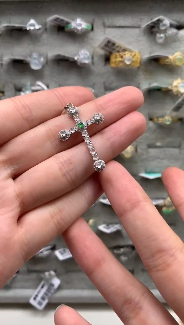 银S925镶嵌戒指翡翠吊坠1