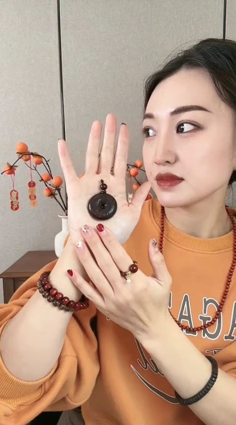 【闪购商品】降真香手串/手链红降平安扣山贵