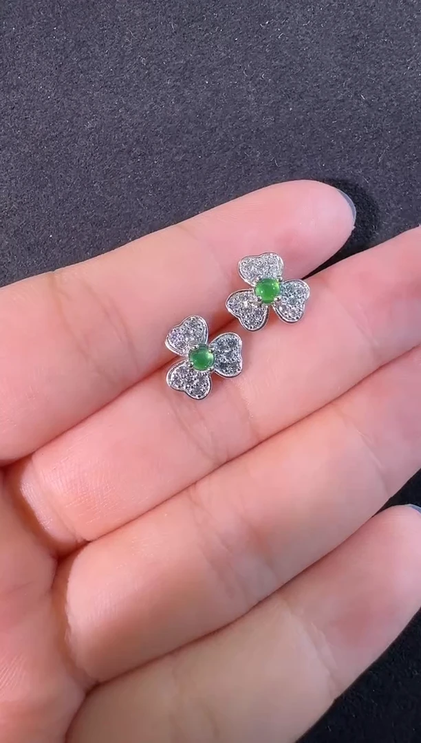 翡翠未镶嵌耳钉耳钉
