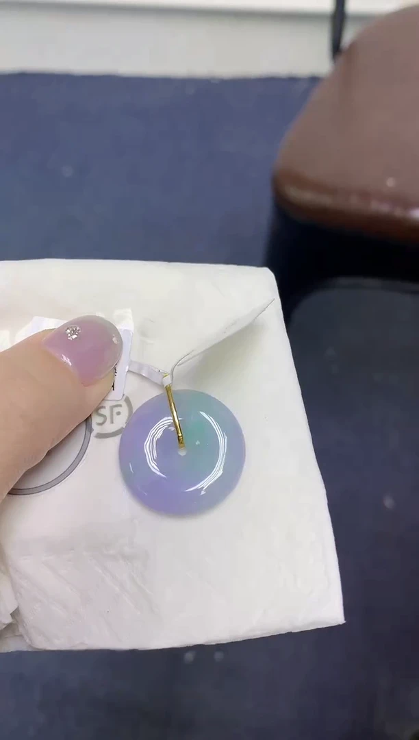 颈饰18K金镶嵌翡翠天然缅甸翡翠A货多样性发一件