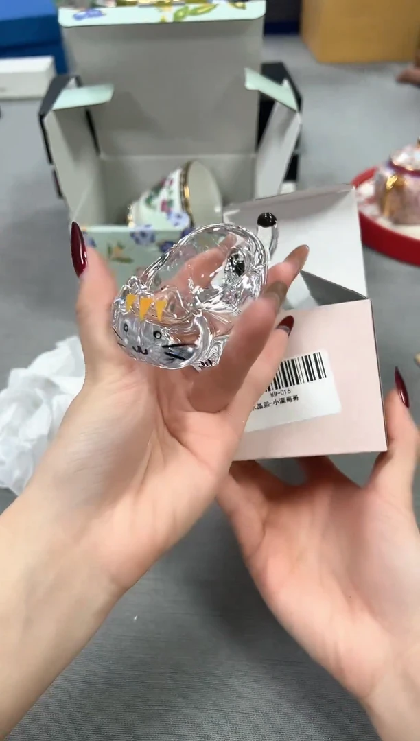 【闪购商品】瓷片新号开播不计成本欢迎点菜！