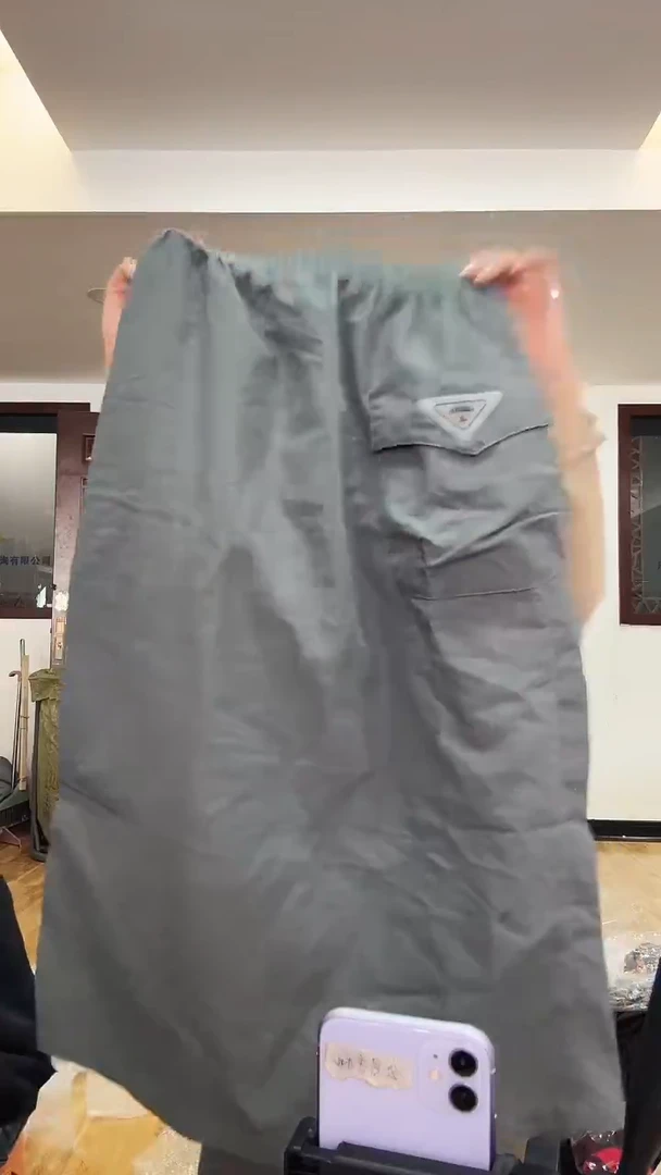 裙子       M码       80-105斤