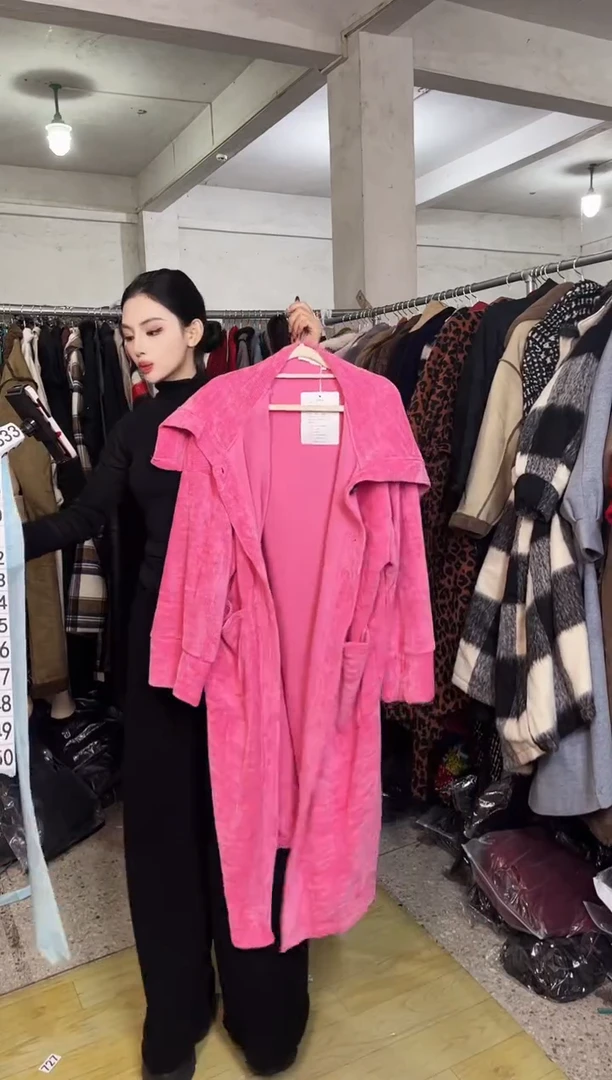 826闪购外套外披马甲打底裤子