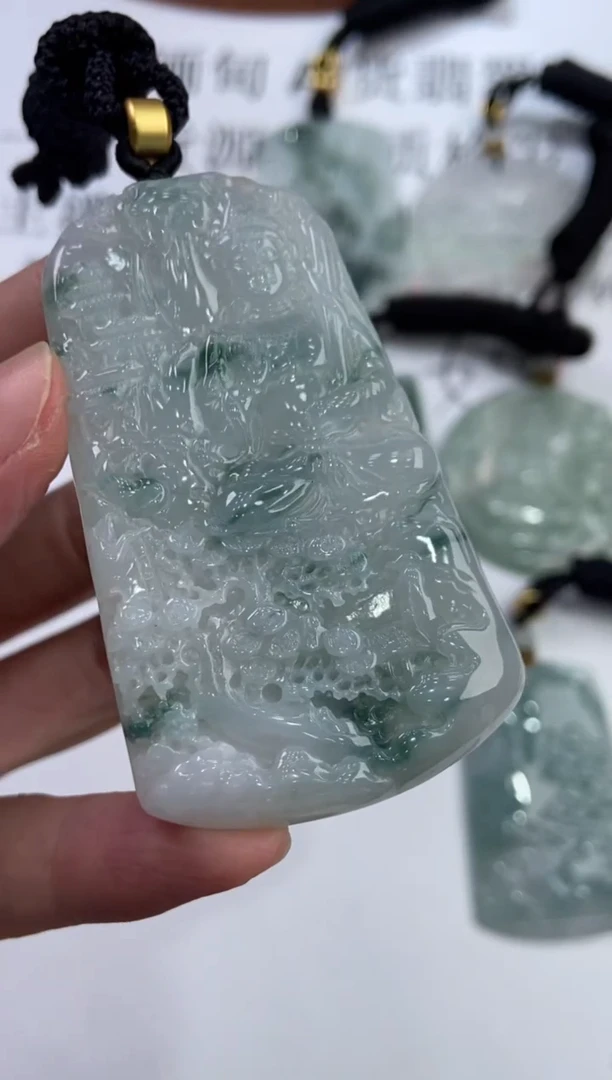 翡翠挂件未镶嵌2223244