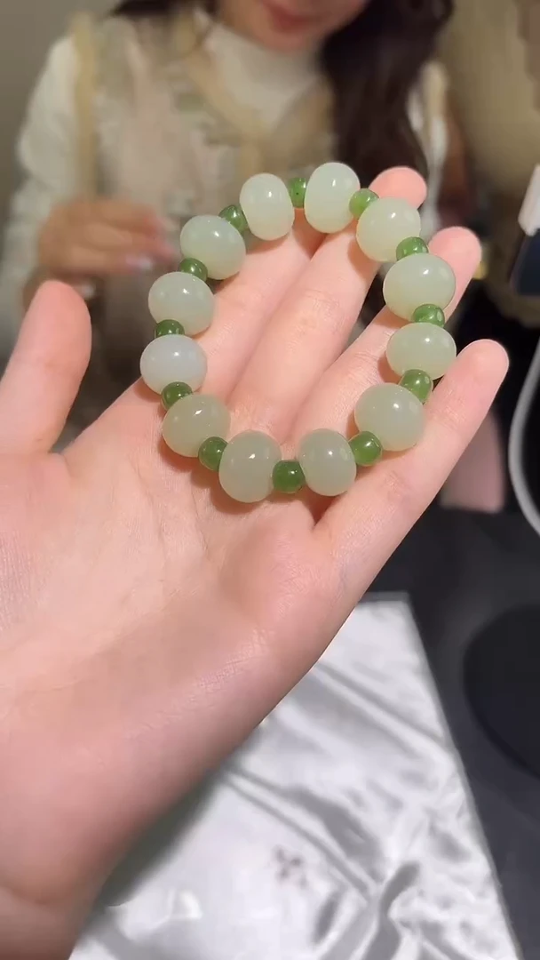 颈饰未镶嵌和田玉工厂清货不退不换多样性拍一发一