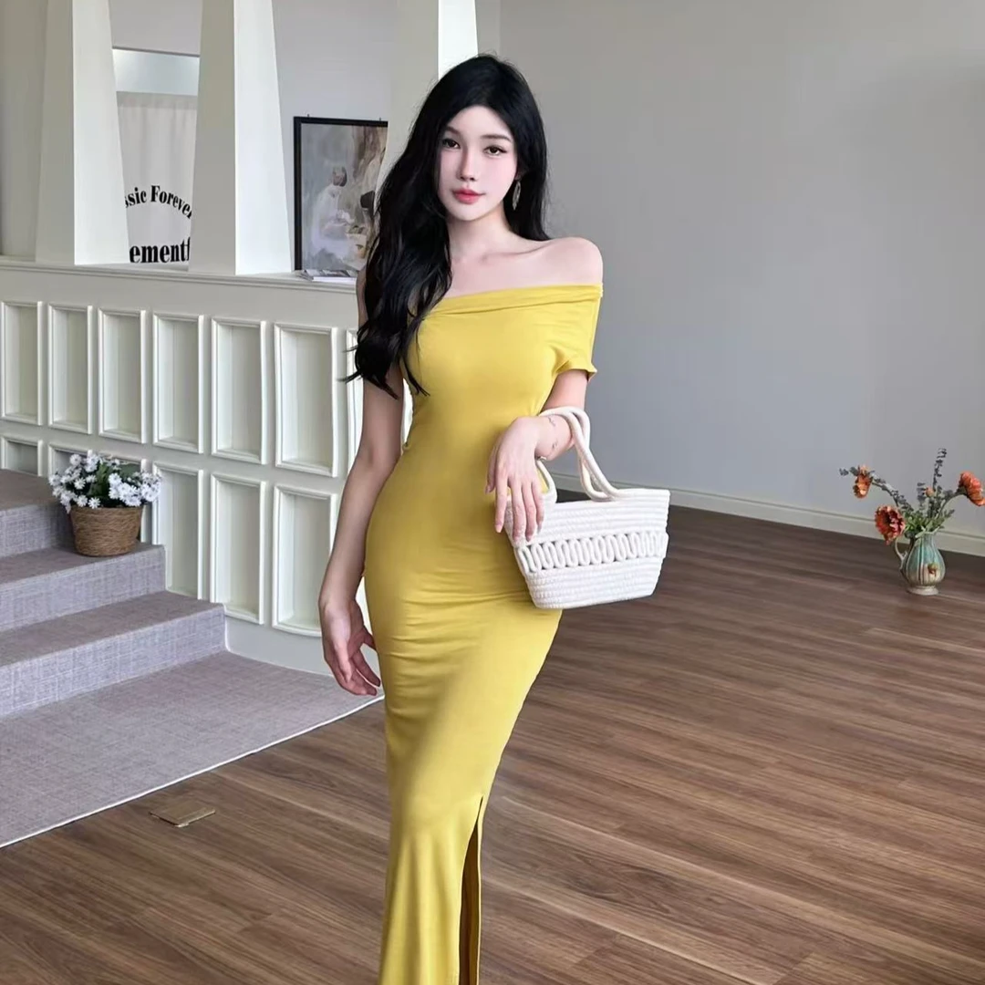 法式气质斜肩无袖黄色连衣裙女夏季御姐风包臀开叉长裙
