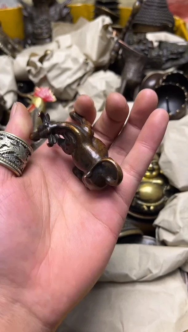 精美铜器，点击下单