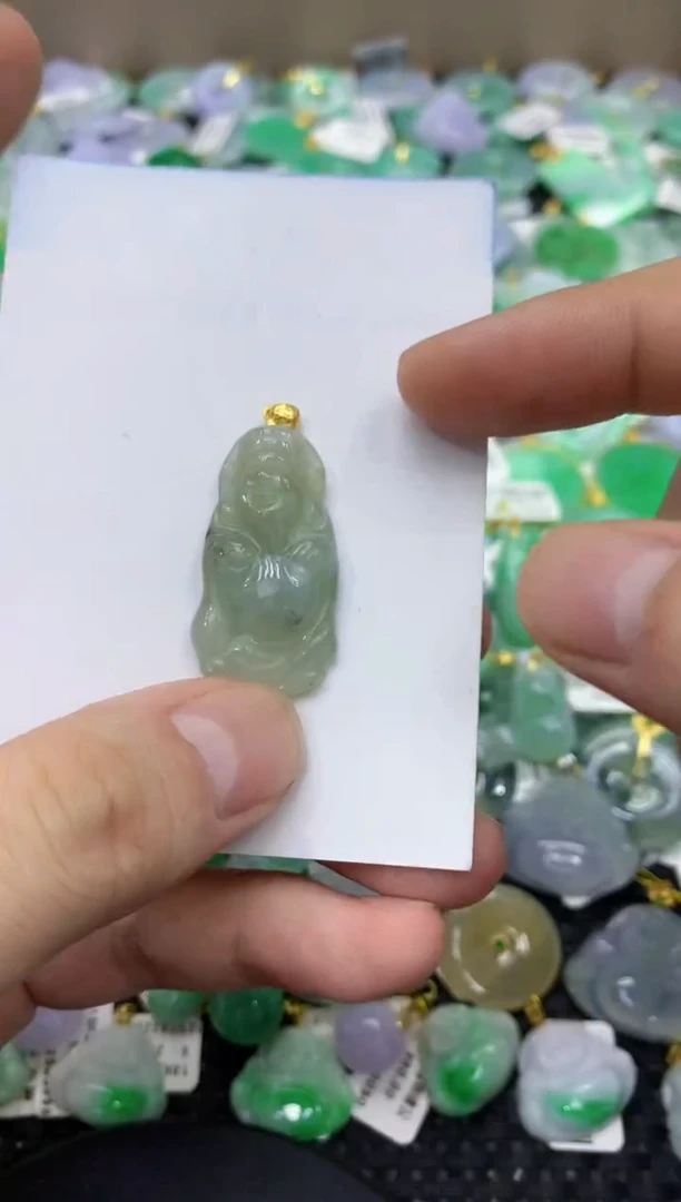 颈饰未镶嵌翡翠天然缅甸翡翠A货