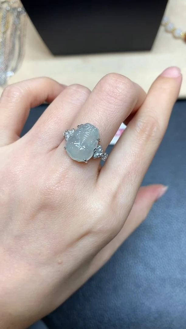 【闪购商品】翡翠戒指18K金镶嵌【无鉴赏期