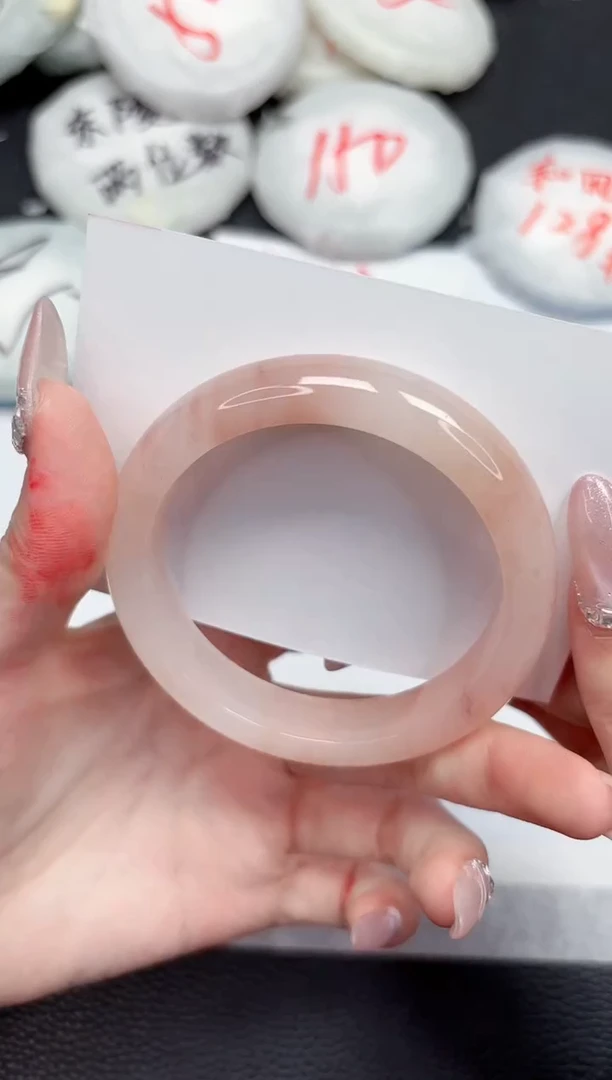 【闪购商品】石英质玉手镯未镶嵌386-55.6