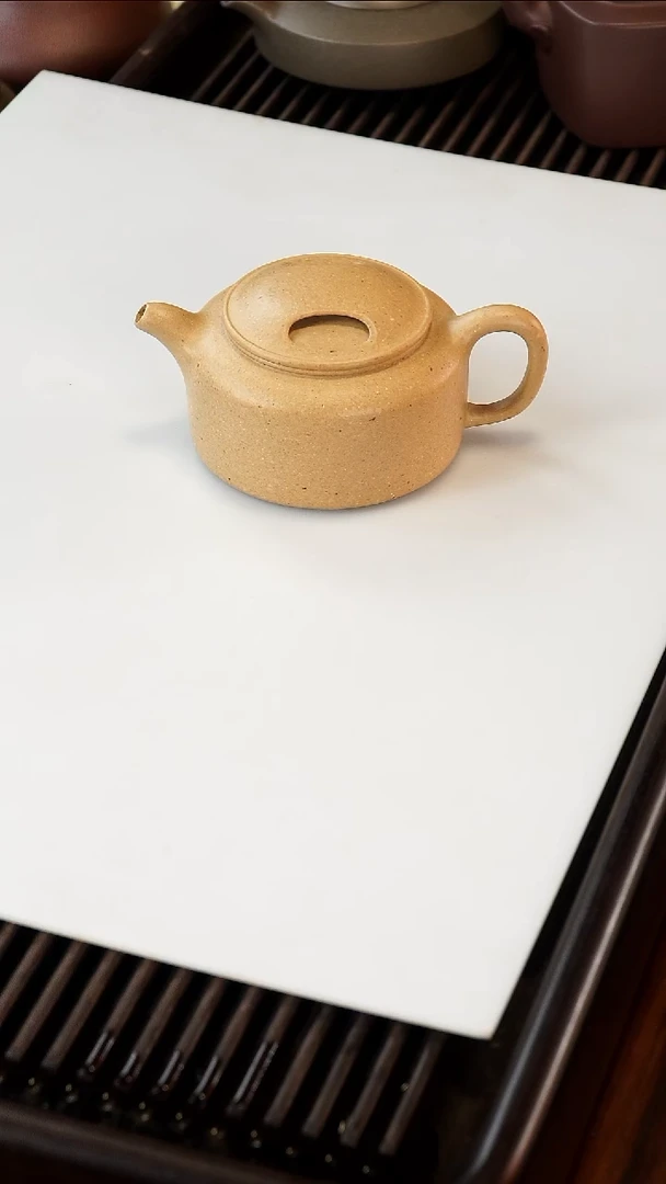茶壶紫砂半手特殊款本绿  牛盖