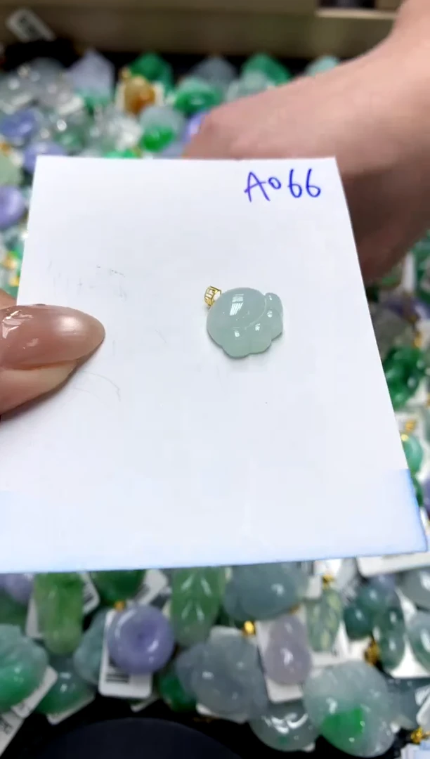 【闪购商品】翡翠颈饰18K金镶嵌111111111