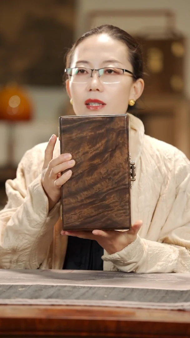 【闪购商品】金丝楠木雕046一木一器水波纹精工首饰盒