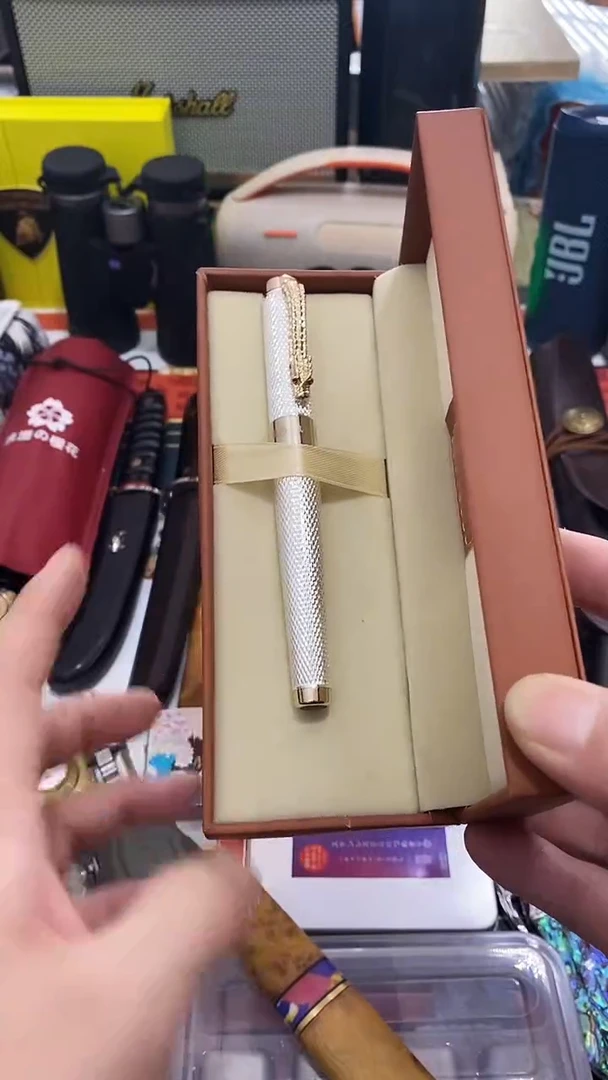瓷片闪购商品 如图所示