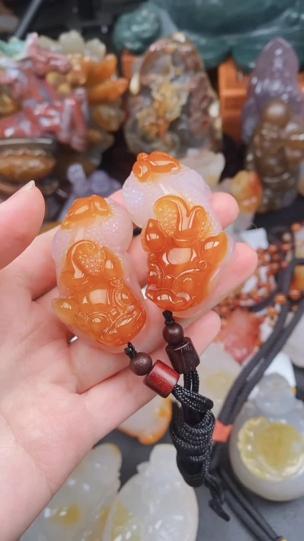 未镶嵌颈饰玛瑙/玉髓AA