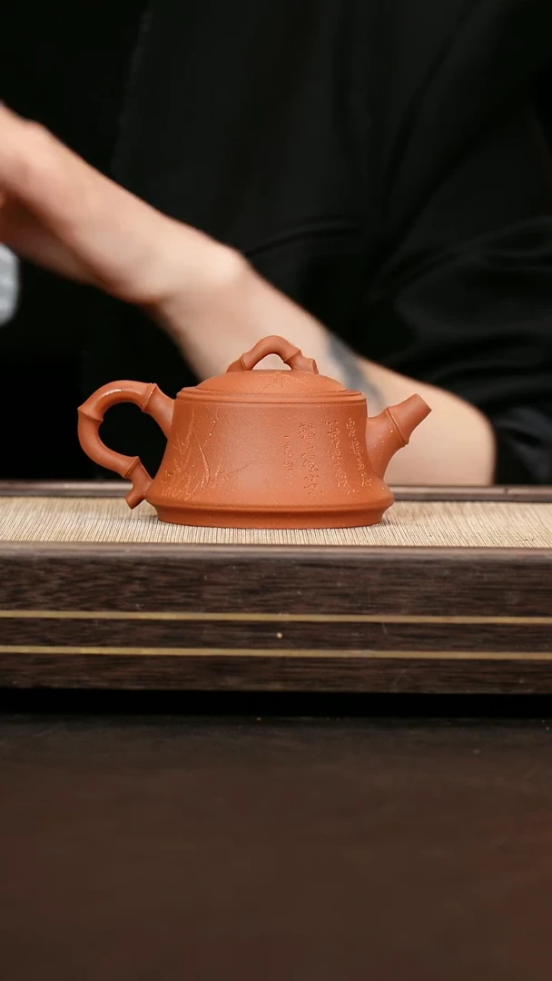 茶壶紫砂原矿紫泥 竹节柱础180cc 刻绘款