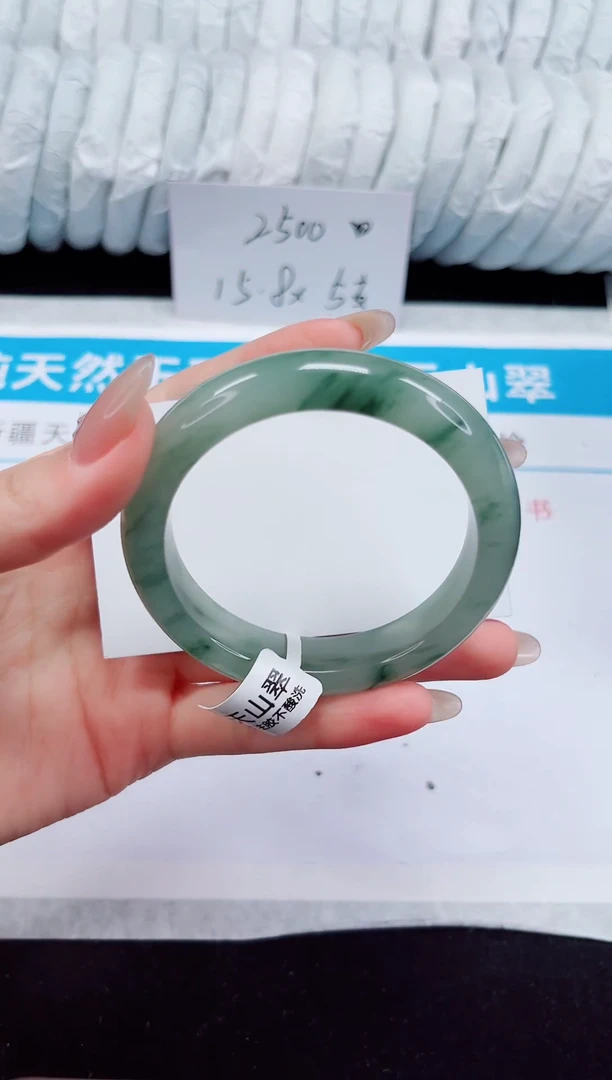 未镶嵌手镯石英质玉32-56/57