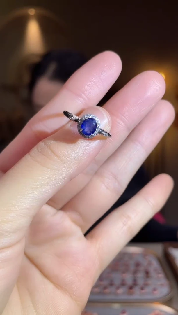 手饰蓝宝石银S925镶嵌手饰