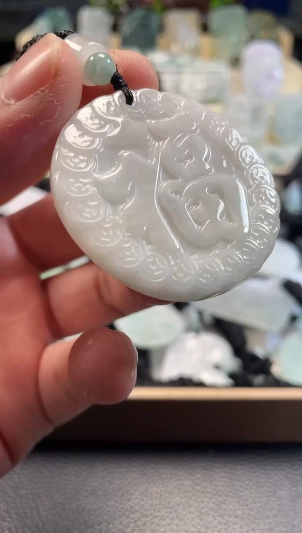 颈饰未镶嵌翡翠11/23/018