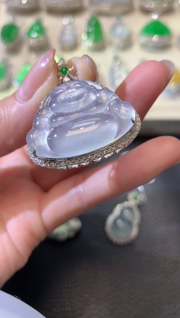 【闪购商品】翡翠吊坠(不含链)18K金镶嵌A68