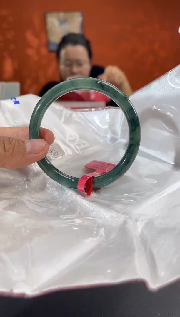 未镶嵌手镯翡翠2