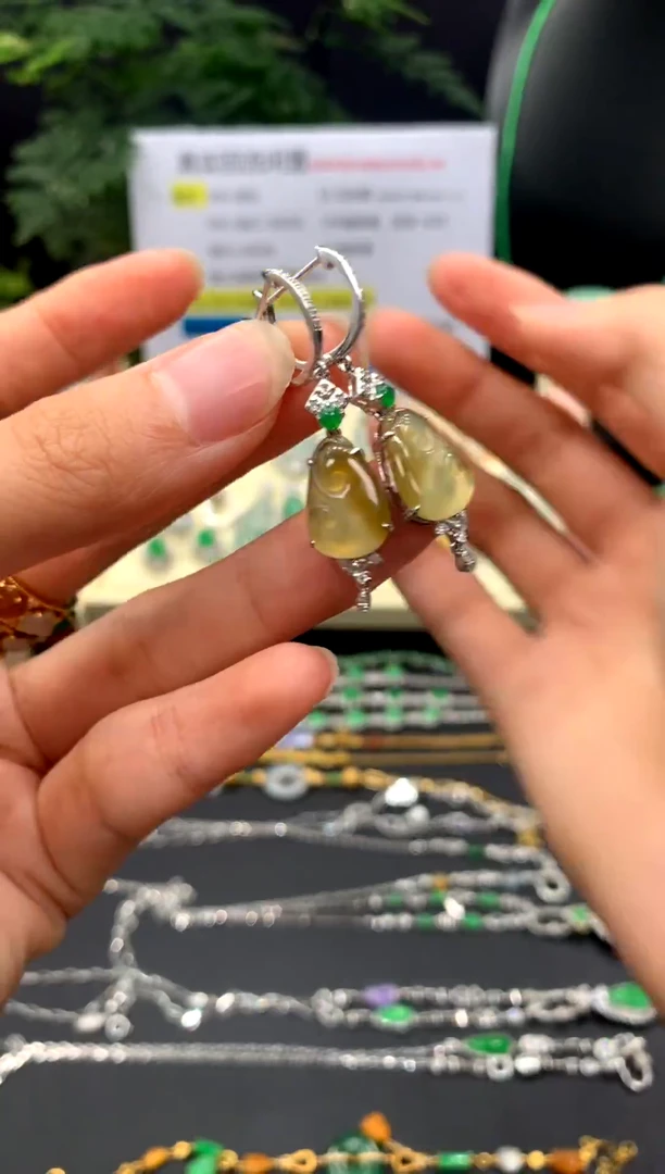 18K金镶嵌定制翡翠A42 翡翠