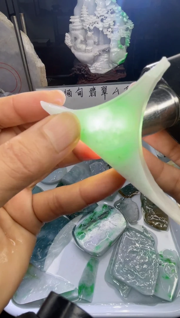 未镶嵌挂件翡翠天然缅甸翡翠A货