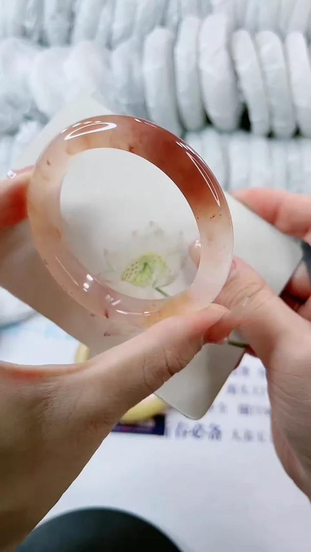 【闪购商品】石英质玉手镯未镶嵌0364100935-多样性发货