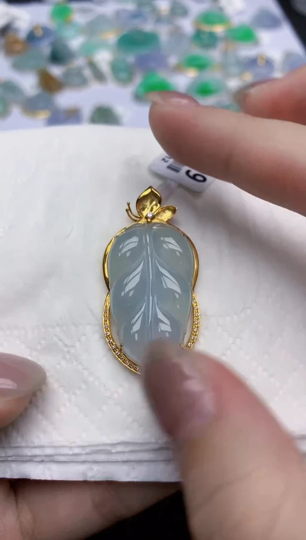 【闪购商品】翡翠颈饰18K金镶嵌天然翡翠A货