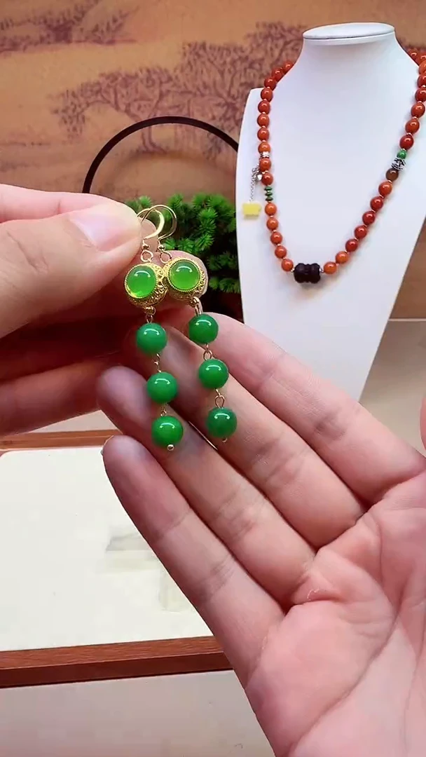 14K金镶嵌翡翠耳饰E224