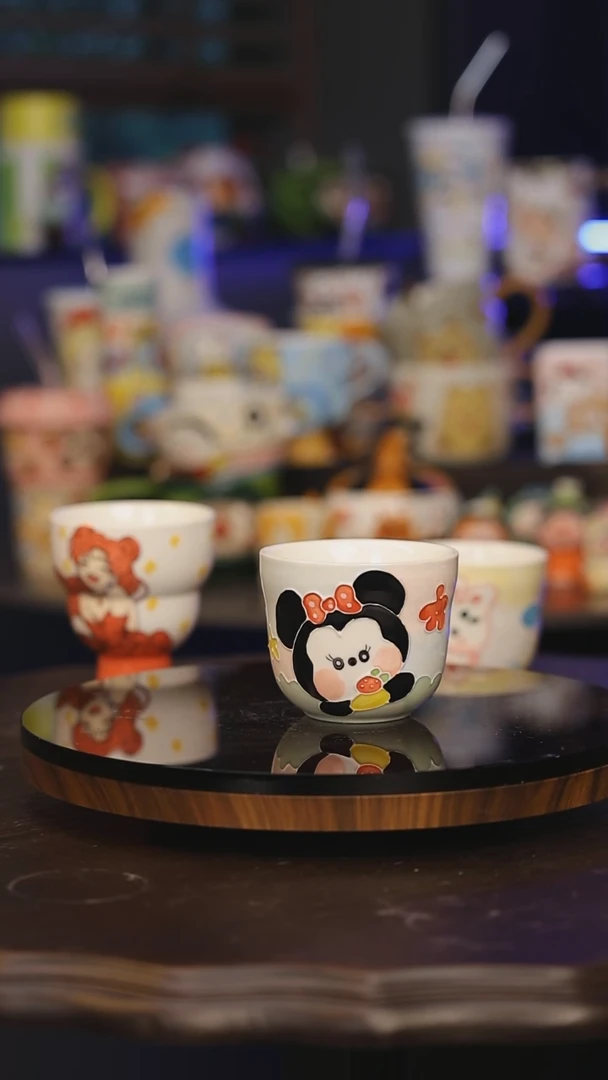 【闪购商品】摆件景德镇釉下彩绘设计师款式陶瓷