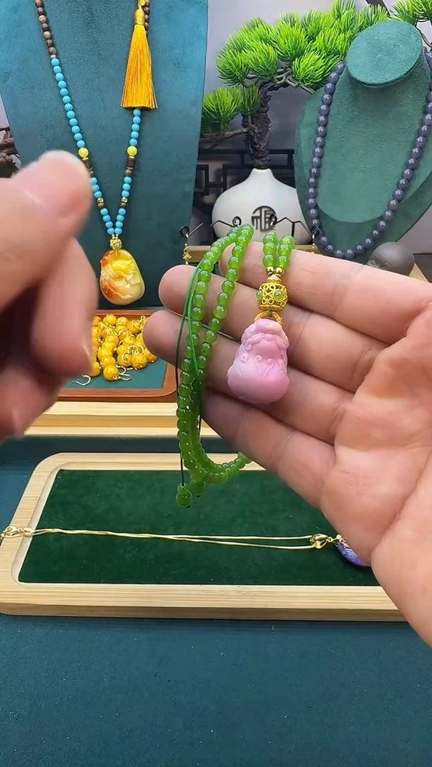 翡翠14K金镶嵌颈饰X156