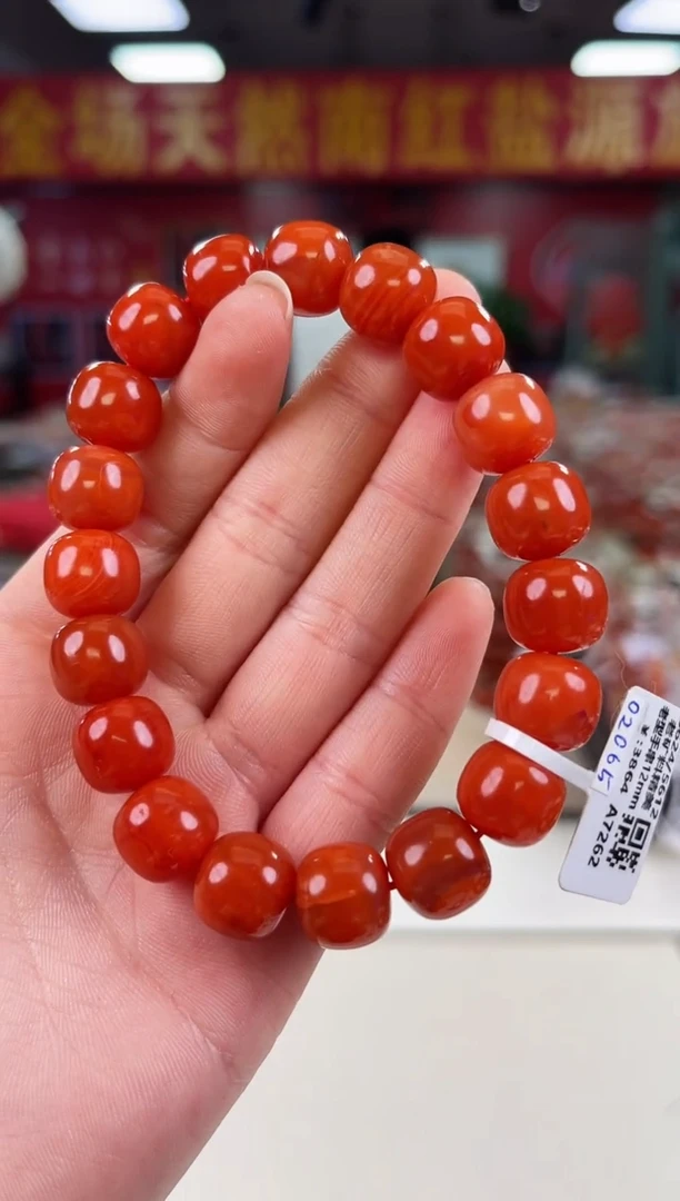未镶嵌瓦西老型手串12+南红玛瑙一个/条