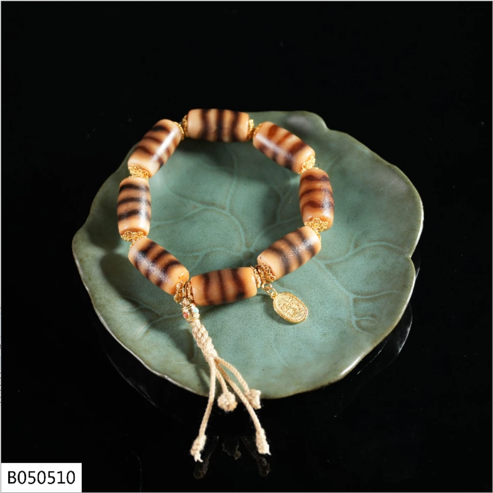 天然精品线珠图腾玛瑙手串//B050510