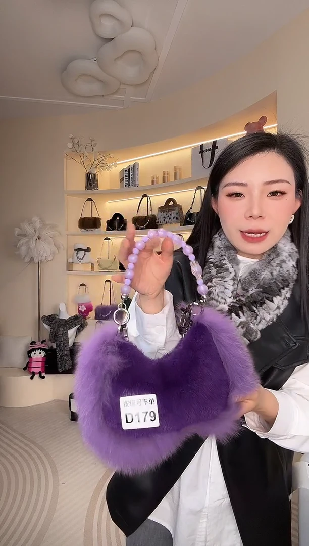 水貂毛【闪购商品】女包D179