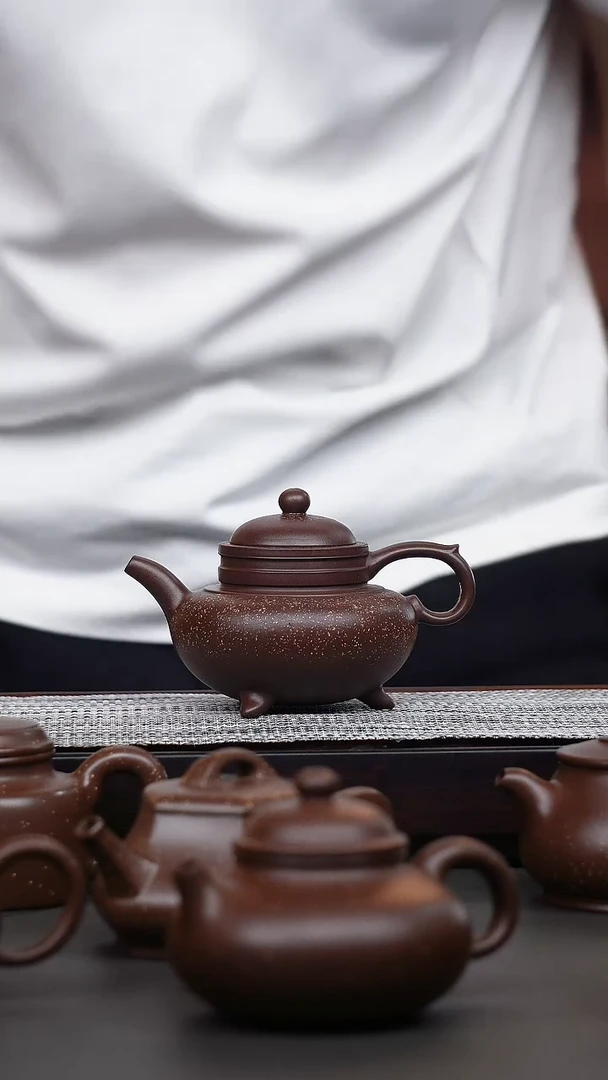 紫砂壶茶**刘古卣傲雪