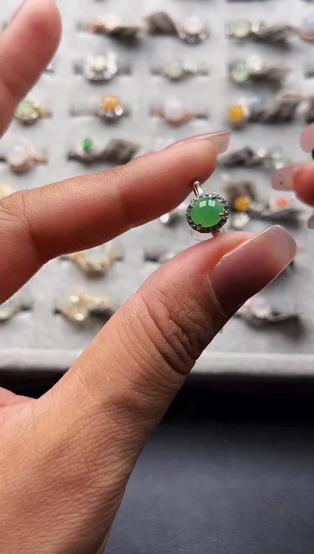 翡翠戒指银S925镶嵌缅甸天然A货翡翠S925银镶嵌