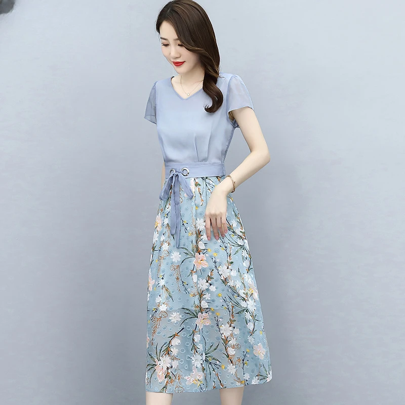 假两件拼接连衣裙2025夏季新款碎花雪纺收腰显瘦裙子气质流行女装