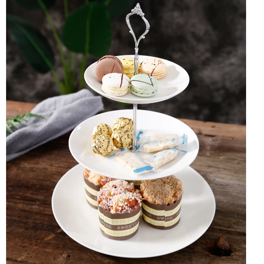 新疆包邮到家轻奢复古三层纯白陶瓷盘餐厅零食水果待客多用装饰盘