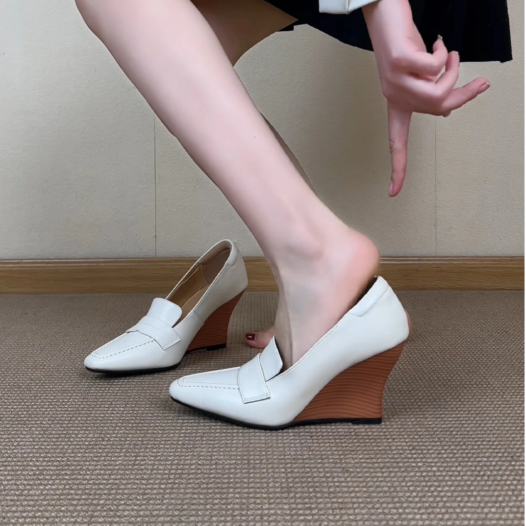RubyL•34-39/8cm休闲时尚百搭通勤高跟尖头一脚蹬坡跟纯色单鞋
