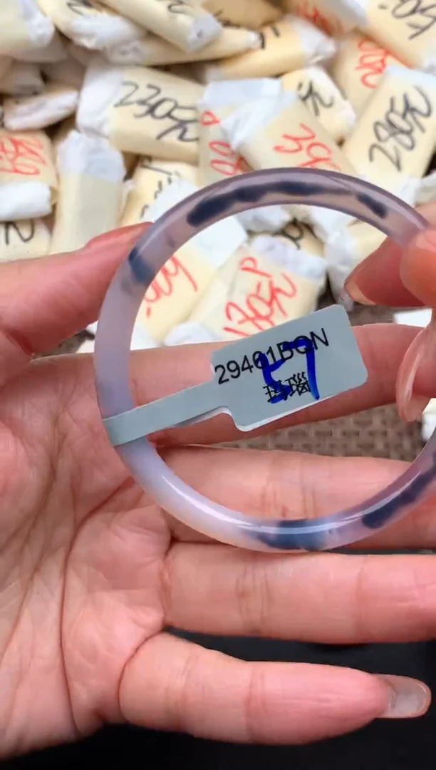 手镯玛瑙/玉髓未镶嵌—福利