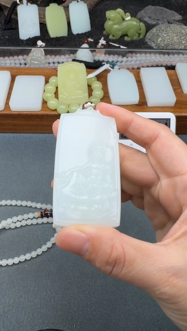 颈饰未镶嵌和田玉2