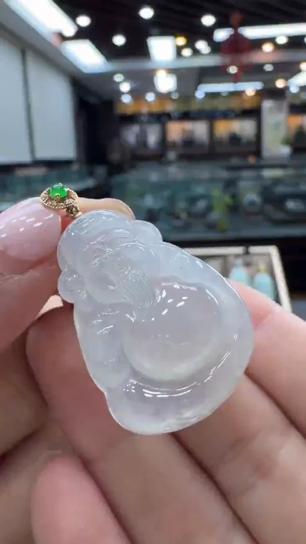 翡翠18K金镶嵌颈饰财爷爷