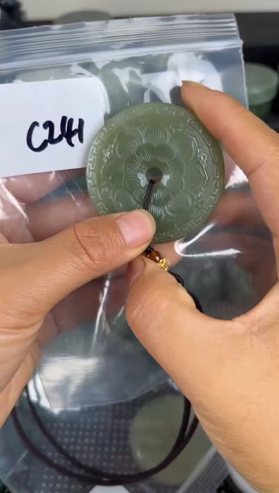 和田玉未镶嵌珠宝半成品扣子