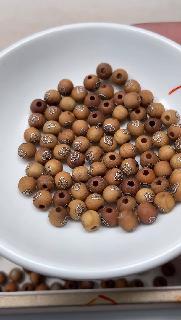 桃木散珠L179 桃木银镶6mm10个9.9元