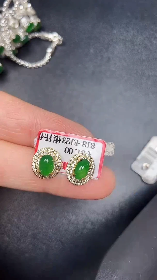 银S925镶嵌戒指翡翠6800