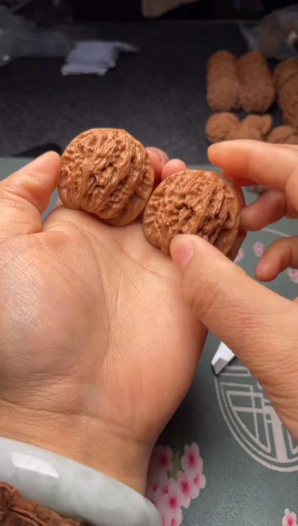 把件文玩核桃w54   龙脉 40尺