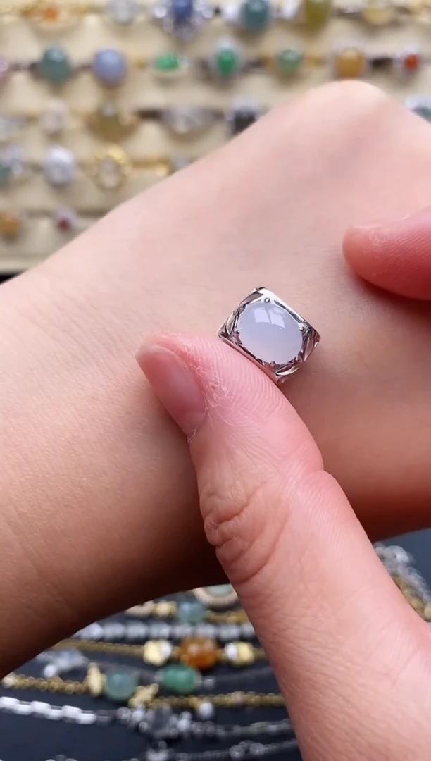 翡翠戒指银S925镶嵌111111111+3