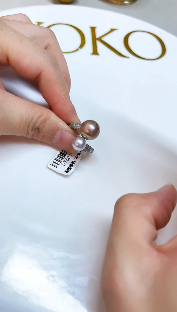 颈饰银S925镶嵌淡水珍珠7-10mm