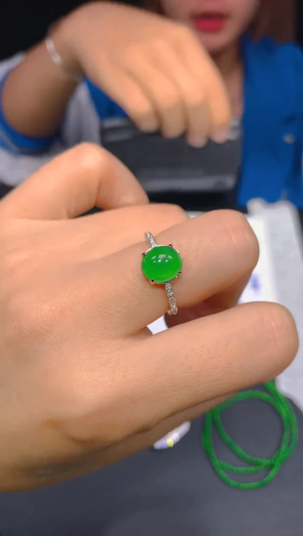 【闪购商品】定制翡翠未镶嵌138多样性发货（发其一）